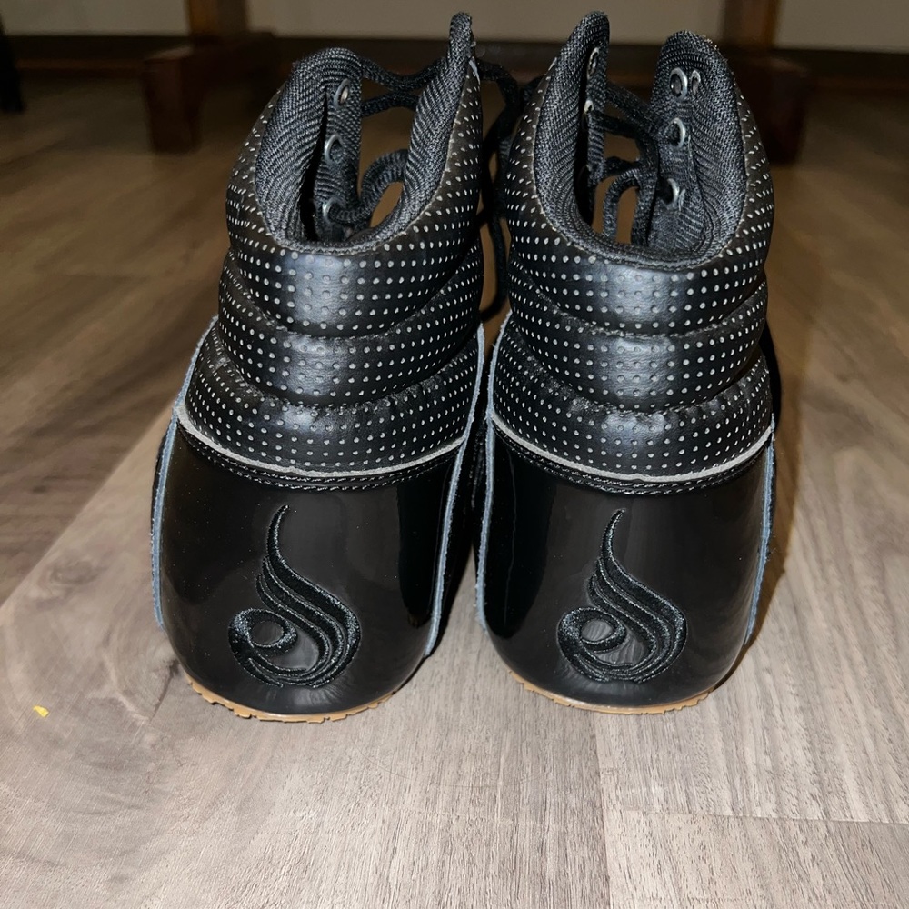 Ryder wear shoes